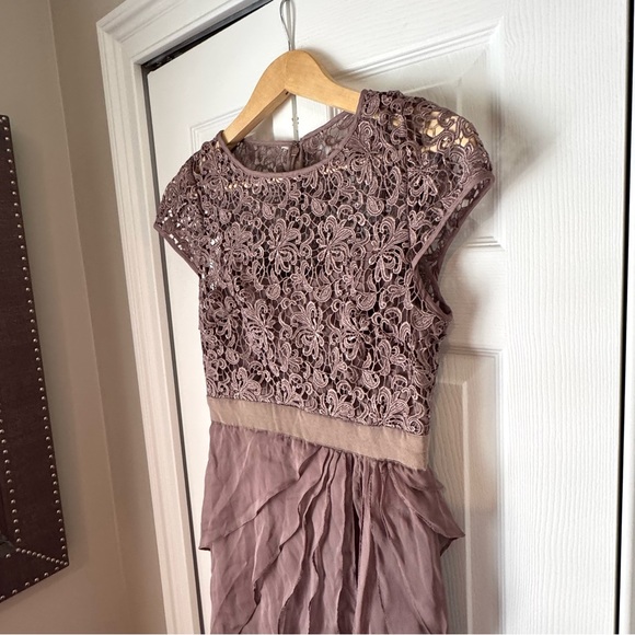 Adrianna Papell Mauve Lace Gown - Picture 4 of 9